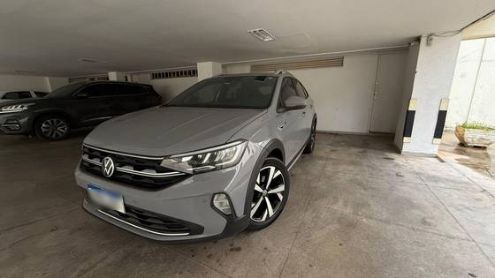 VOLKSWAGEN NIVUS 1.0 200 TSI TOTAL FLEX HIGHLINE AUTOMÁTICO